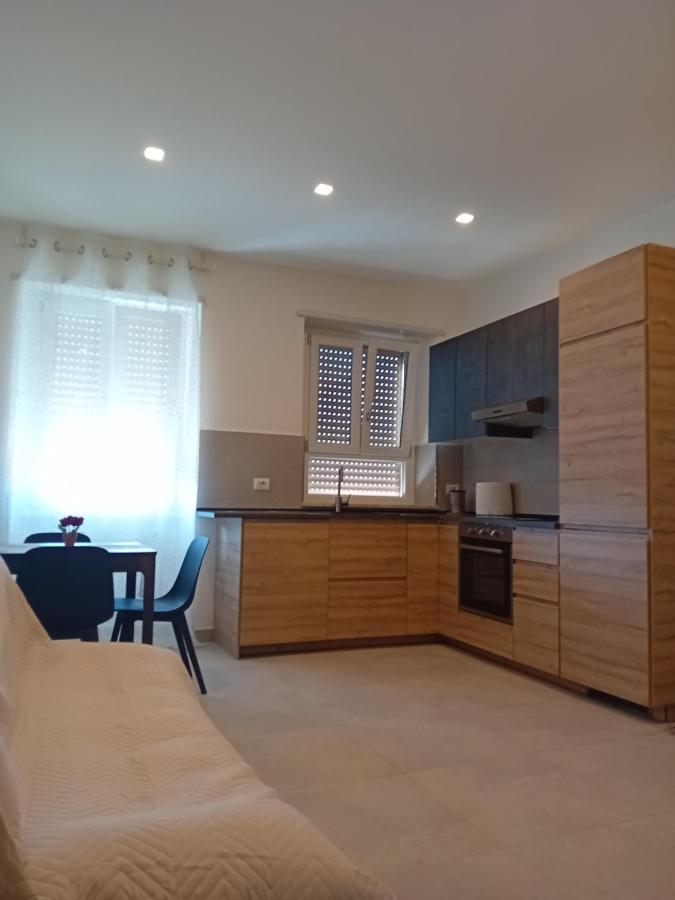 Appartement Alessya Delux à Ladispoli Extérieur photo