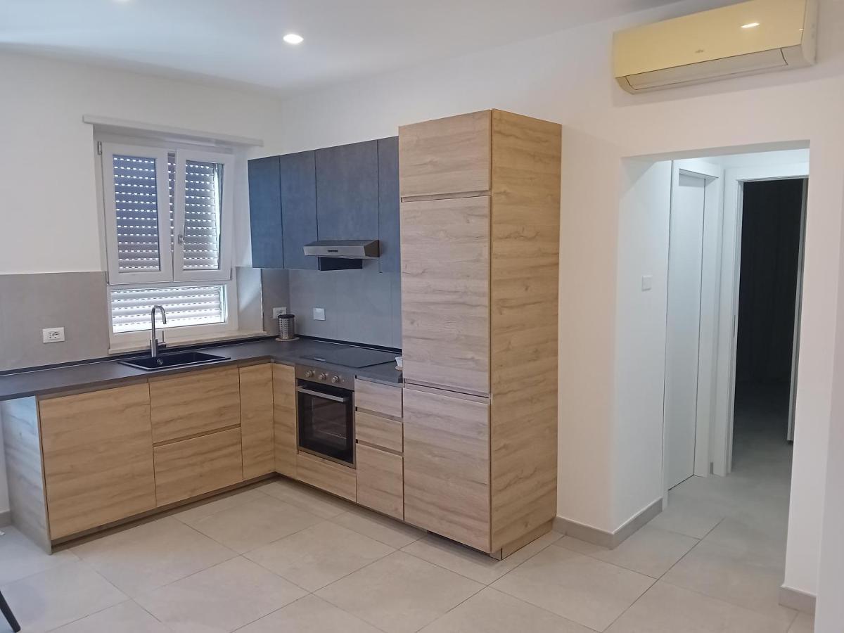 Appartement Alessya Delux à Ladispoli Extérieur photo